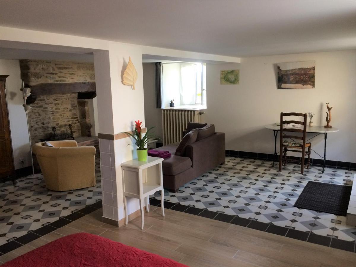 La Source Gilhodes Ξενοδοχείο Castelnau-de-Mandailles Εξωτερικό φωτογραφία